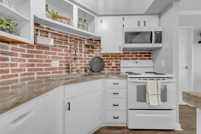 Building Photo - 1301 Speer Blvd