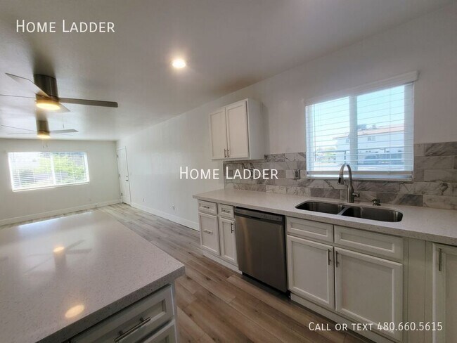 Building Photo - 2301 N 27th St