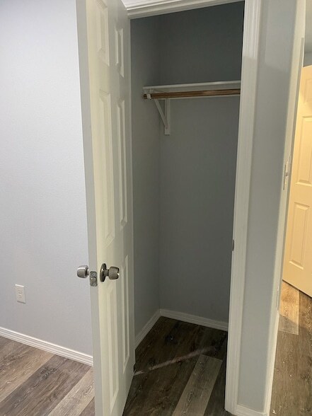 Building Photo - 1642 Wrigley Dr