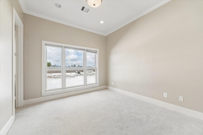 Building Photo - 6019 Post Oak Green Ln