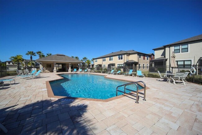 Building Photo - 7826 52nd Terrace E