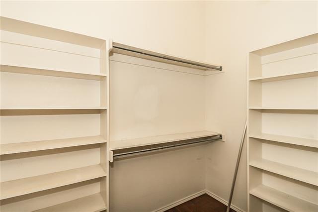 Building Photo - 306 Bardwell Dr