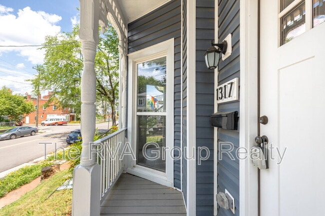 Building Photo - 1317 N 22nd St