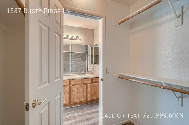 Building Photo - 1587 Rusty Ridge Ln