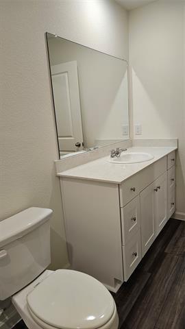 Building Photo - 2102 Prairie Ln