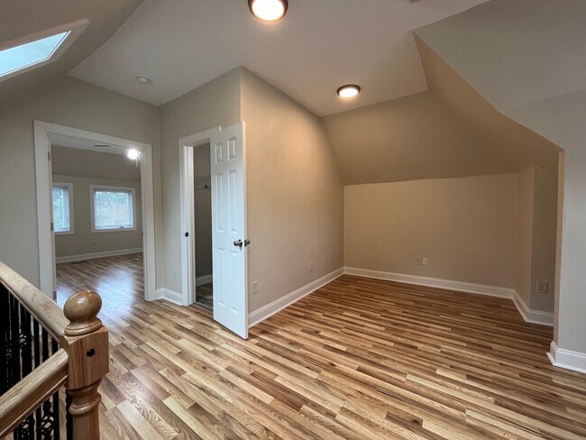 Building Photo - 6712 McPherson Blvd