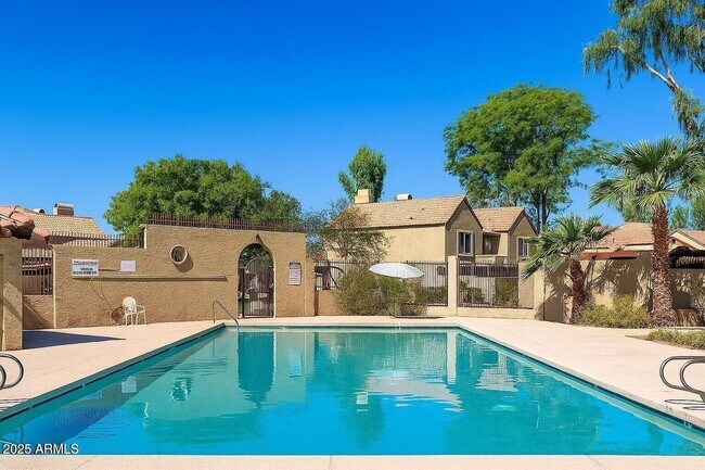 Building Photo - 4601 N 102nd Ave