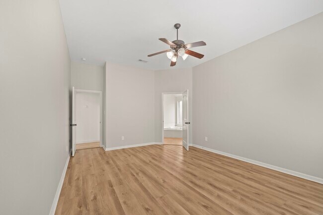 Building Photo - 28410 Stonestead Dr