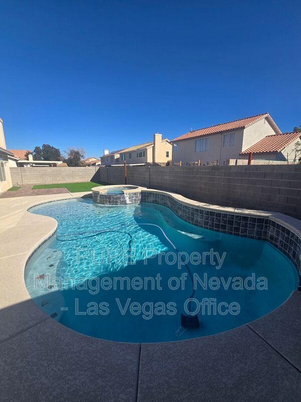 Building Photo - 1401 Healing Waters Ln