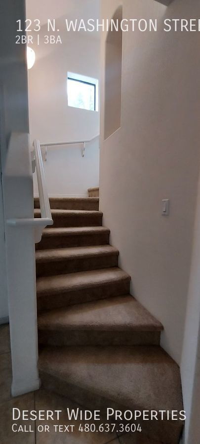 Building Photo - 123 N Washington St