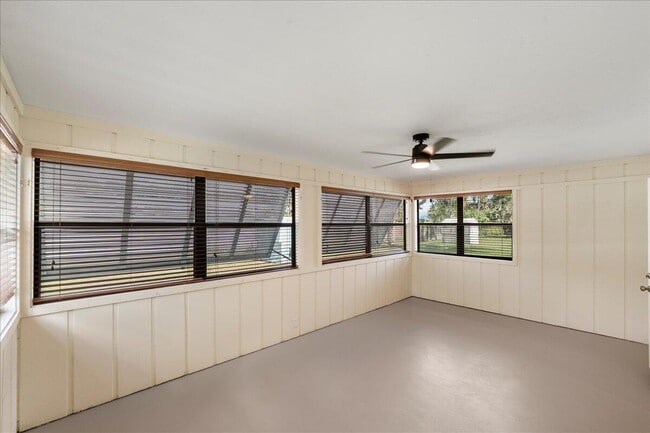 Building Photo - 1228 28th Ave