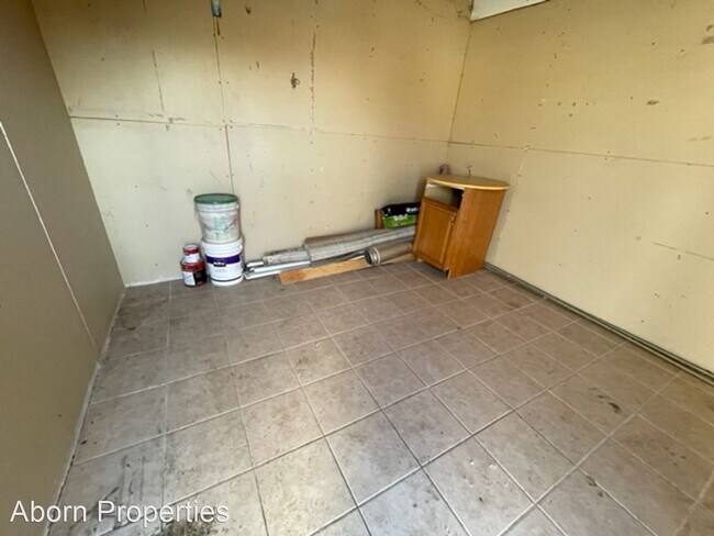 Building Photo - 4 br, 3 bath House - 1511 Primm Ave