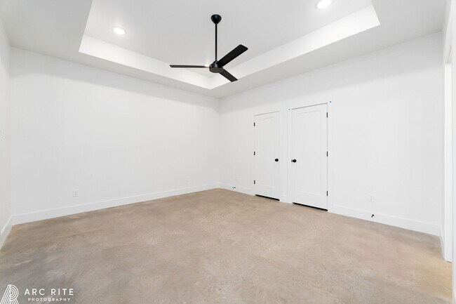 Building Photo - 4523 22nd Pl