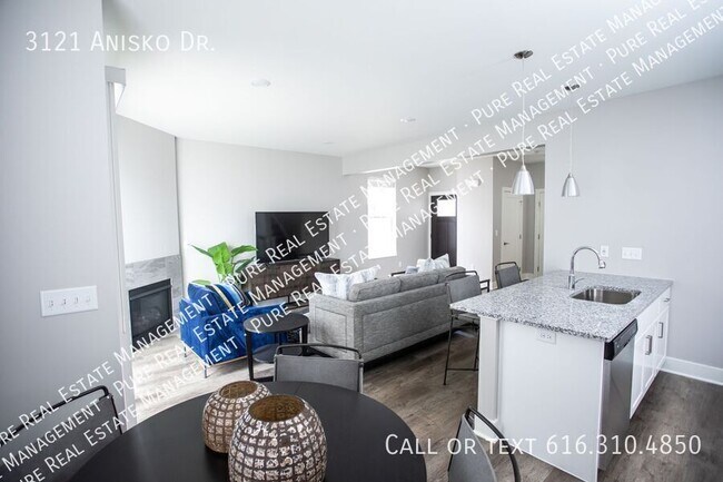 Building Photo - 3121 Anisko Dr