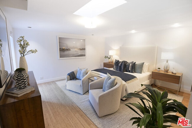 Building Photo - 2441 14th St