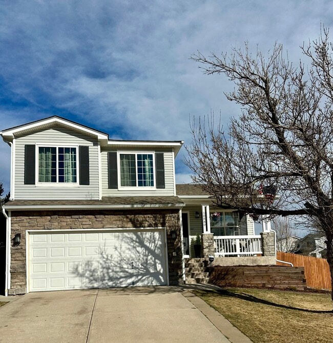 Building Photo - 10880 Longs Peak Ln