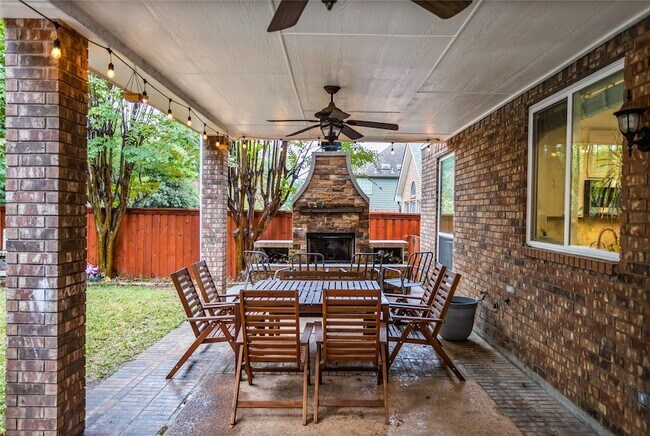 Building Photo - 5325 Cambridge Ct