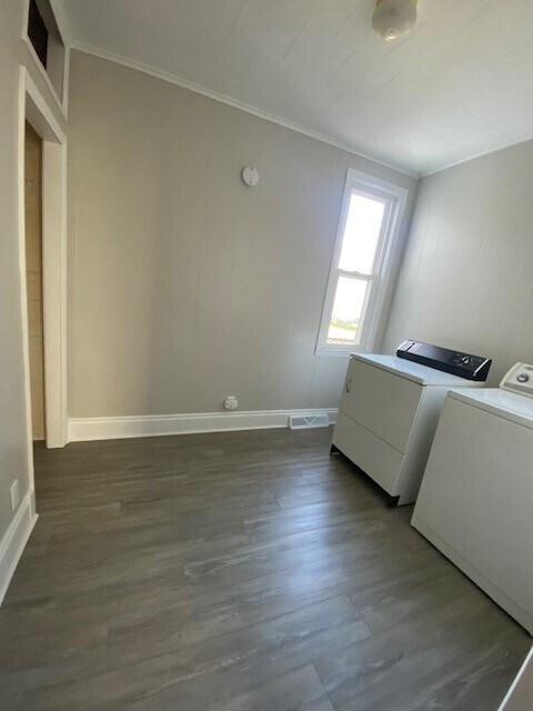 Building Photo - 507 Broadway