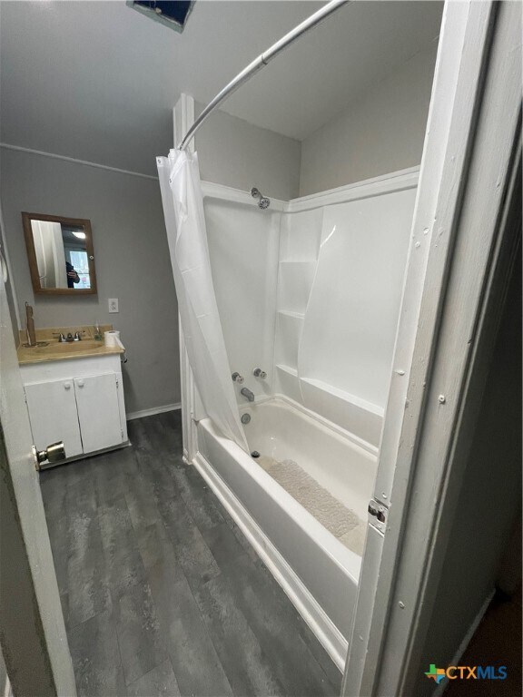 Building Photo - 1910 FM2673