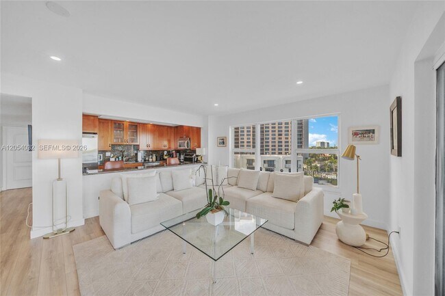 Building Photo - 11111 Biscayne Blvd