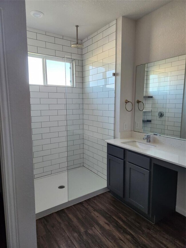 Building Photo - 1109 Warm Springs Dr