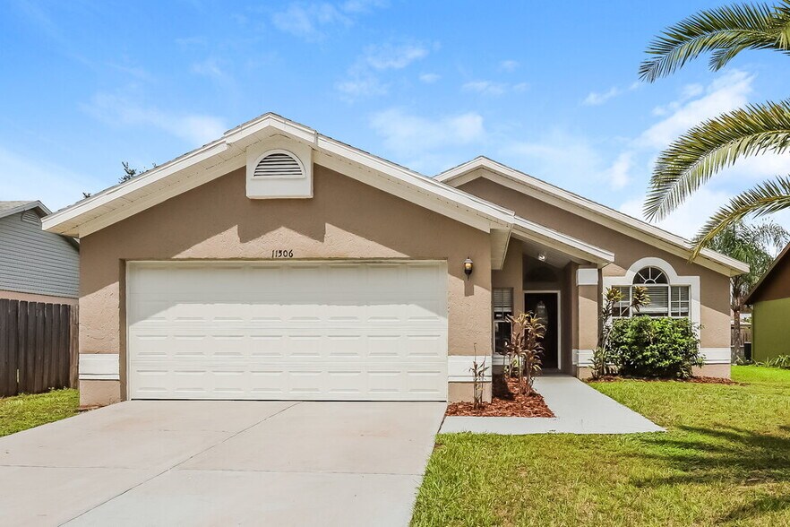 Primary Photo - 11506 Smokethorn Dr