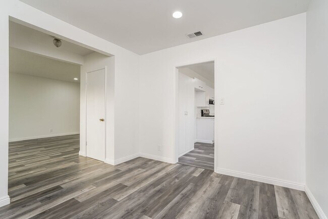 Building Photo - WONDERFUL BUENA PARK HOME FOR LEASE!!  NEW ON MARKET!!