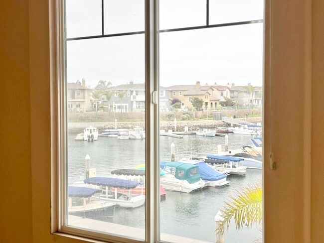 Building Photo - Whitesails at Westport at Mandalay Bay | 2...