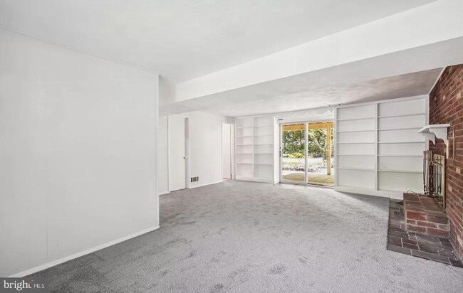 Building Photo - 7997 Nolcrest Rd