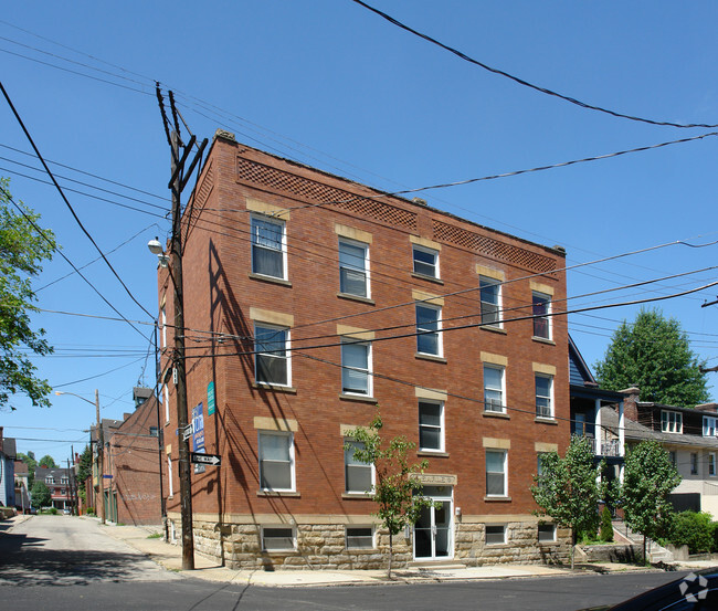 Primary Photo - Bellefonte Street Apartments