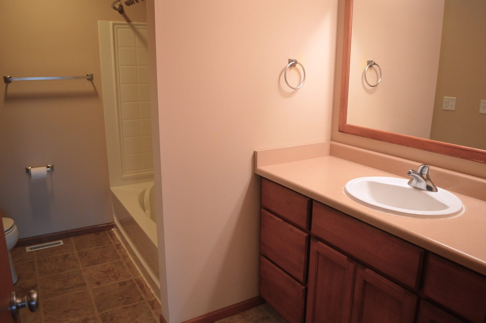 Building Photo - 708 Sundance Dr