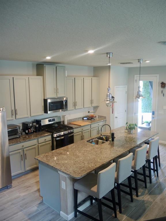 Building Photo - 5957 Glory Bower Dr