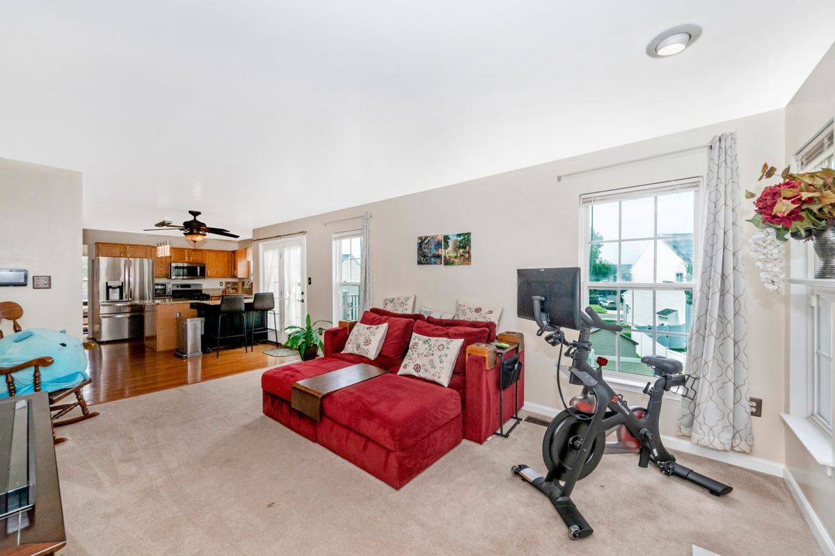 Building Photo - 8403 Black Willow Ct