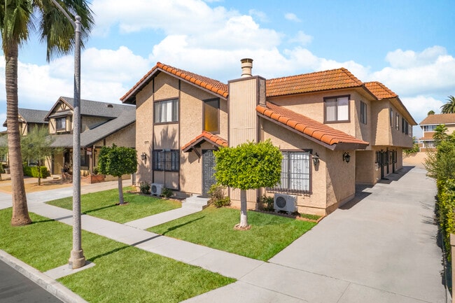 Building Photo - 1624 S 3rd St