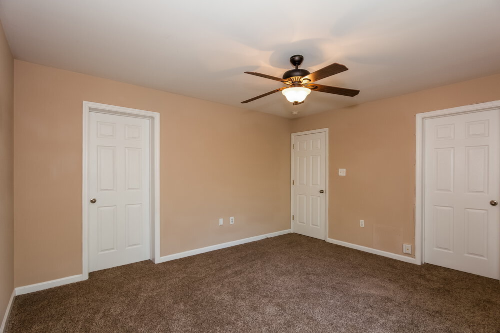 Building Photo - 906 Houston Heights Rd