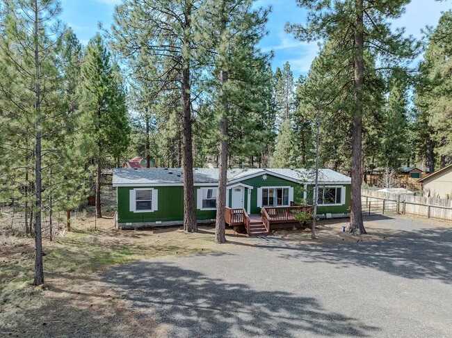 Primary Photo - Home with Shop Close to Big Deschutes