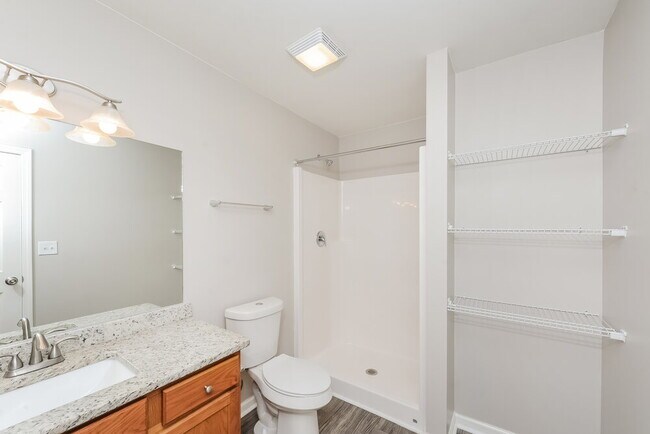 Building Photo - 122 Village Pkwy