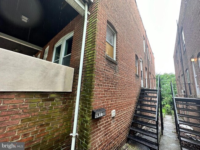 Building Photo - 4227 Euclid Ave