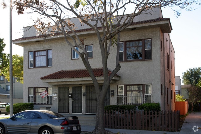 Building Photo - 1101 Orizaba Ave