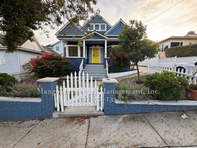 Primary Photo - Beautiful 3 Bed 2 Bath Home Located in Mon...