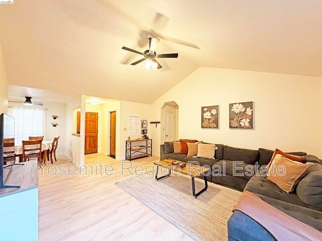 Building Photo - 20790 Ferretti Rd