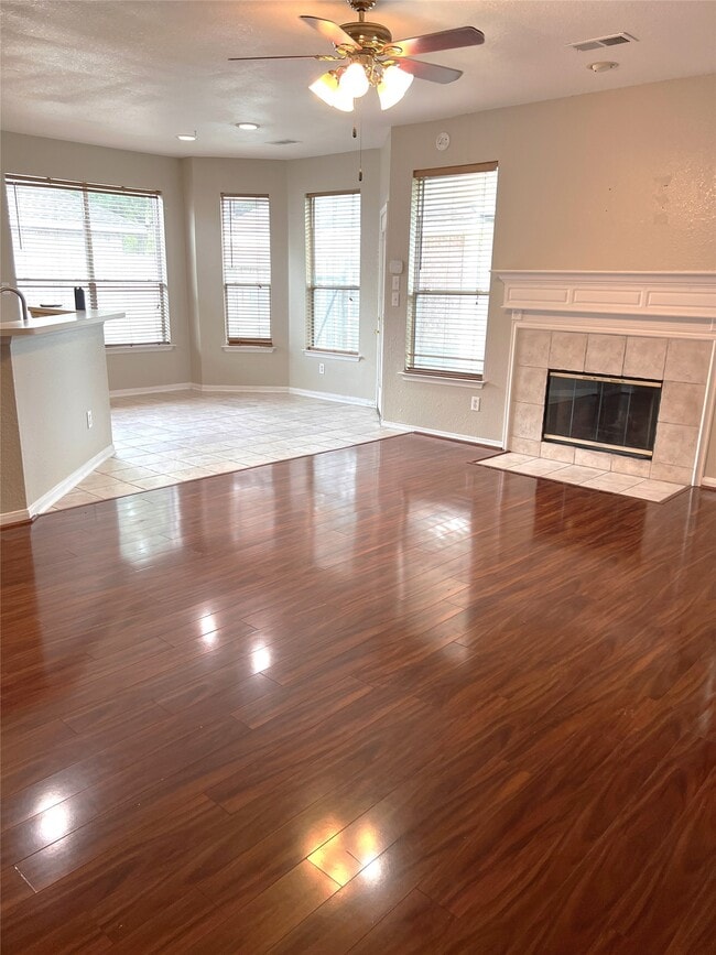 Building Photo - 14210 Meadow Estates Ln