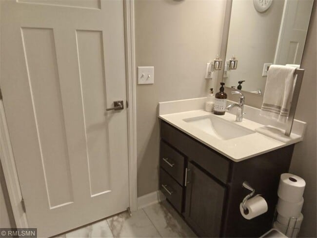 Building Photo - 10967 Harbor Ln N