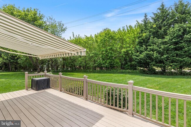 Building Photo - 1099 Armstrong Ct