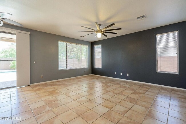 Building Photo - 13241 W Jacobson Dr