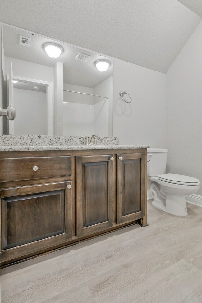 Building Photo - 5402 Parkside Dr