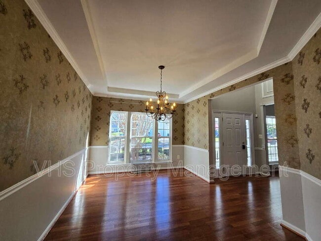 Building Photo - 2520 Post Oak Dr