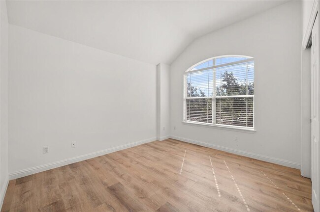 Building Photo - 3664 Rosalina Loop