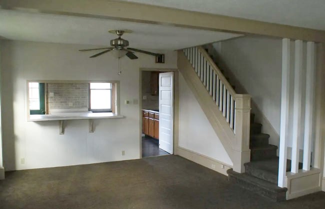 Building Photo - Fleetwood Borough Rental