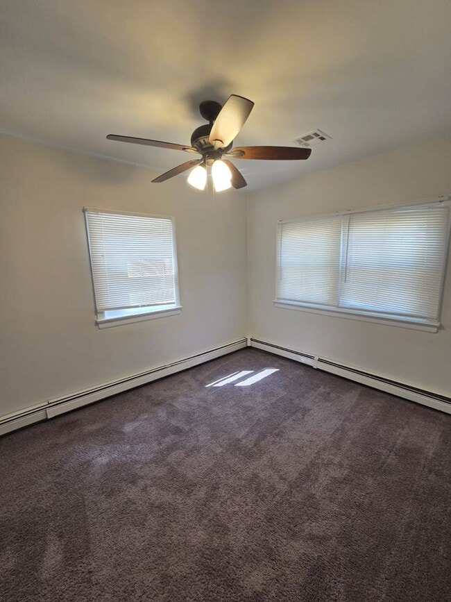 Building Photo - 3899 Smith Dr